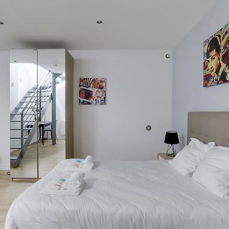 170 Suite Angouleme Large Duplex Style Apt With1 Bdr Paris Central Exterior photo