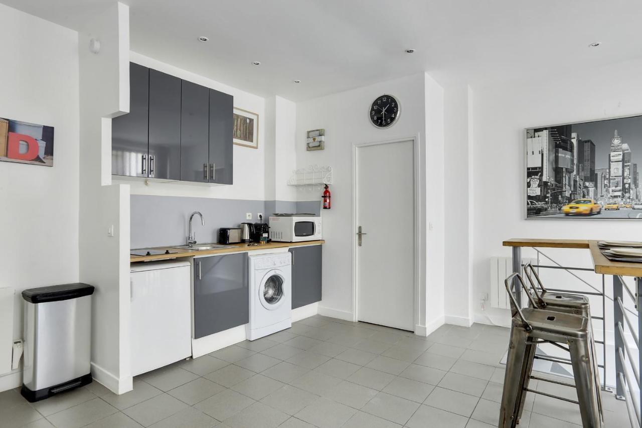 170 Suite Angouleme Large Duplex Style Apt With1 Bdr Paris Central Exterior photo